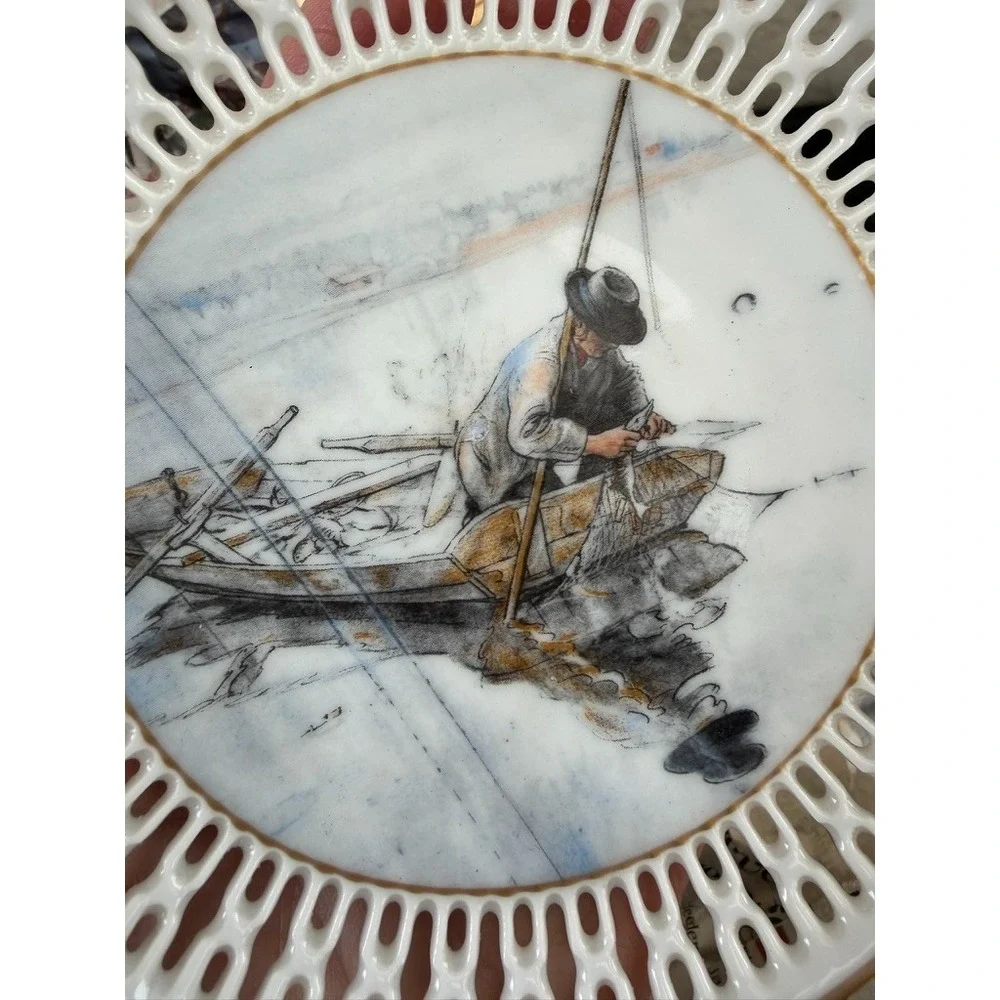 Bing & Grøndahl Fiskeri & Fishing the Art of Carl Larsson Small Decorative Plate